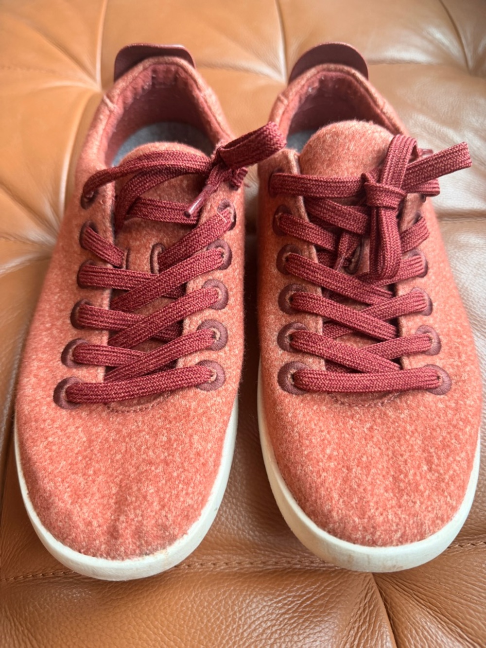 allbirds size 7 Women's Wool Sneakers in orange
